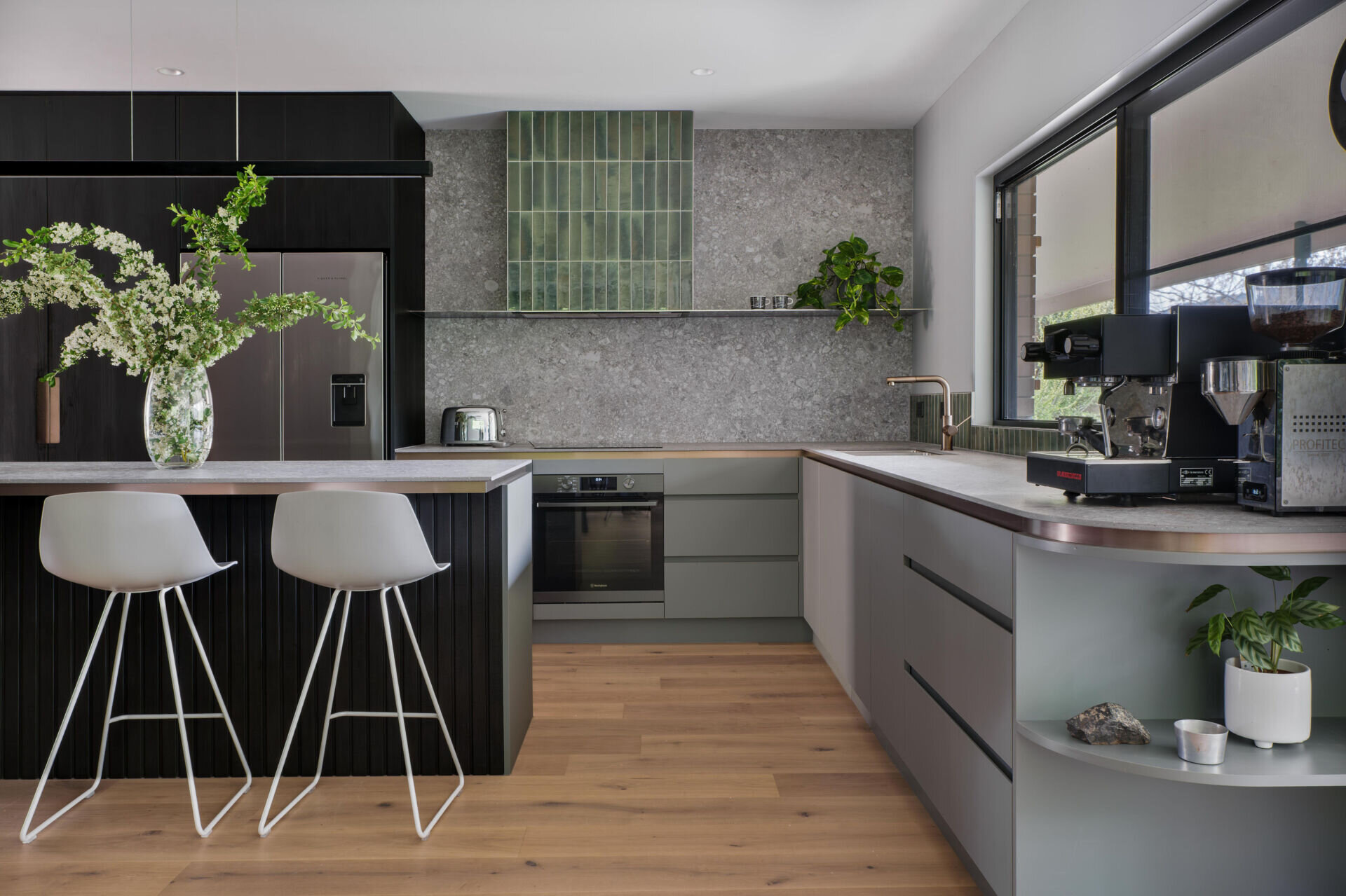 A beautifully revived mid century mountain home filled with warm materials, soft light and a calm connection to nature.